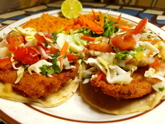 Tacos de Pescado Empanizados (Breaded Fish Tacos)
